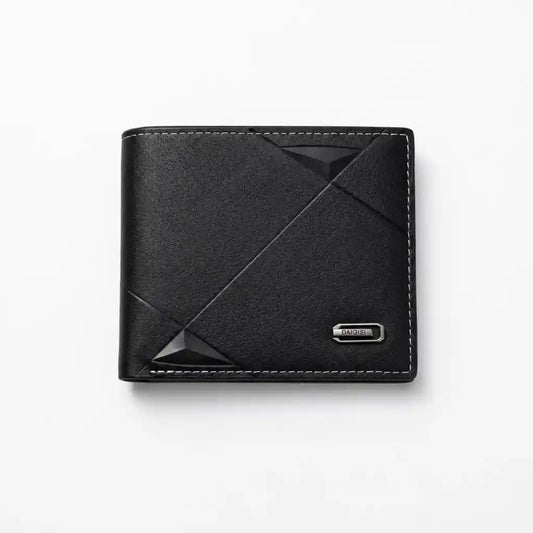 Carteira Masculina Pequena Axion Black exibindo vista frontal em pé sobre fundo branco com design de 12cm x 9,8cm x 2cm e apenas 100g em couro PU preto