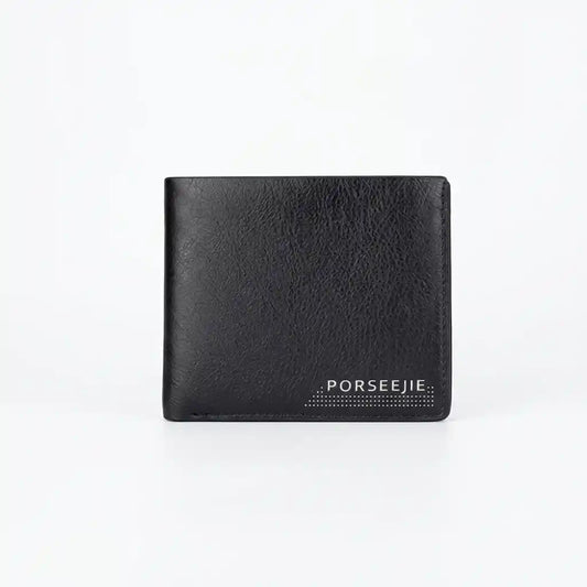 Carteira Masculina Slim Modelo Compact Black exibindo vista frontal em pé sobre fundo branco evidenciando o design slim com 11,5cm x 9,5cm e apenas 80g