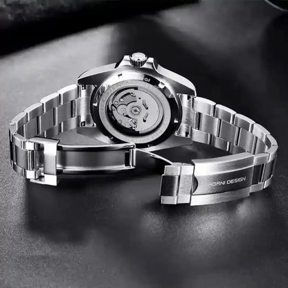 Relógio Automático Masculino Kronos Black com detalhe do fecho dobável de segurança e elos da pulseira de aço inoxidável polido