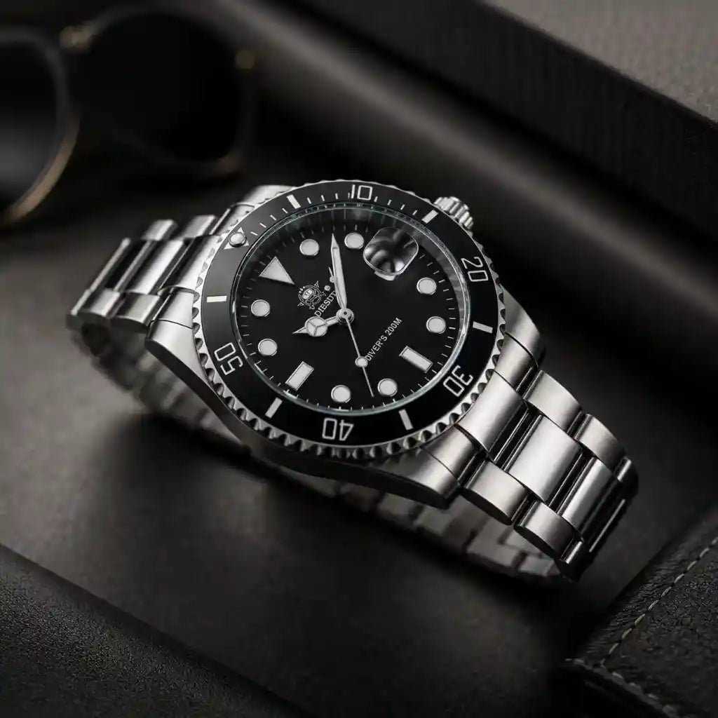 Relogio Quartzo Masculino Nautex Black fotografado em ângulo de 45 graus 