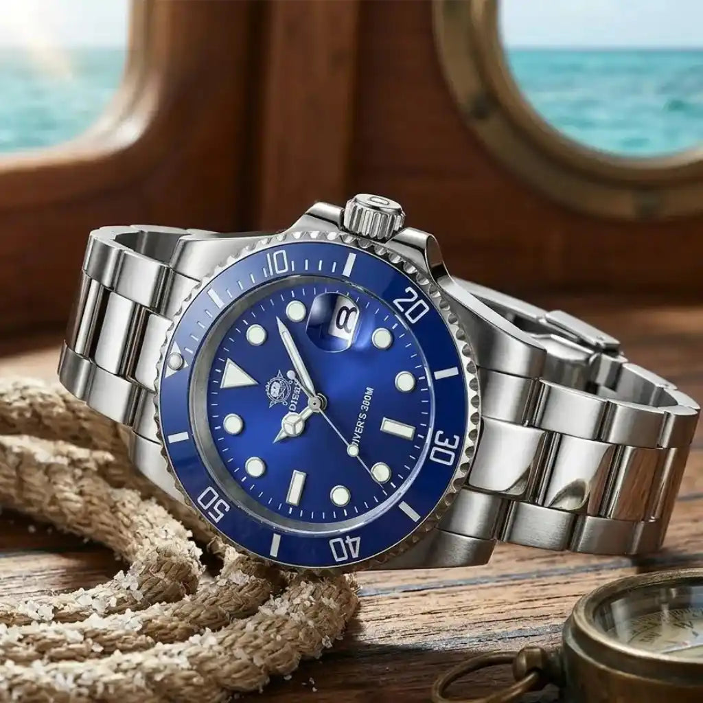 Relogio Quartzo Masculino Nautex Blue deitado sobre mesa de madeira 