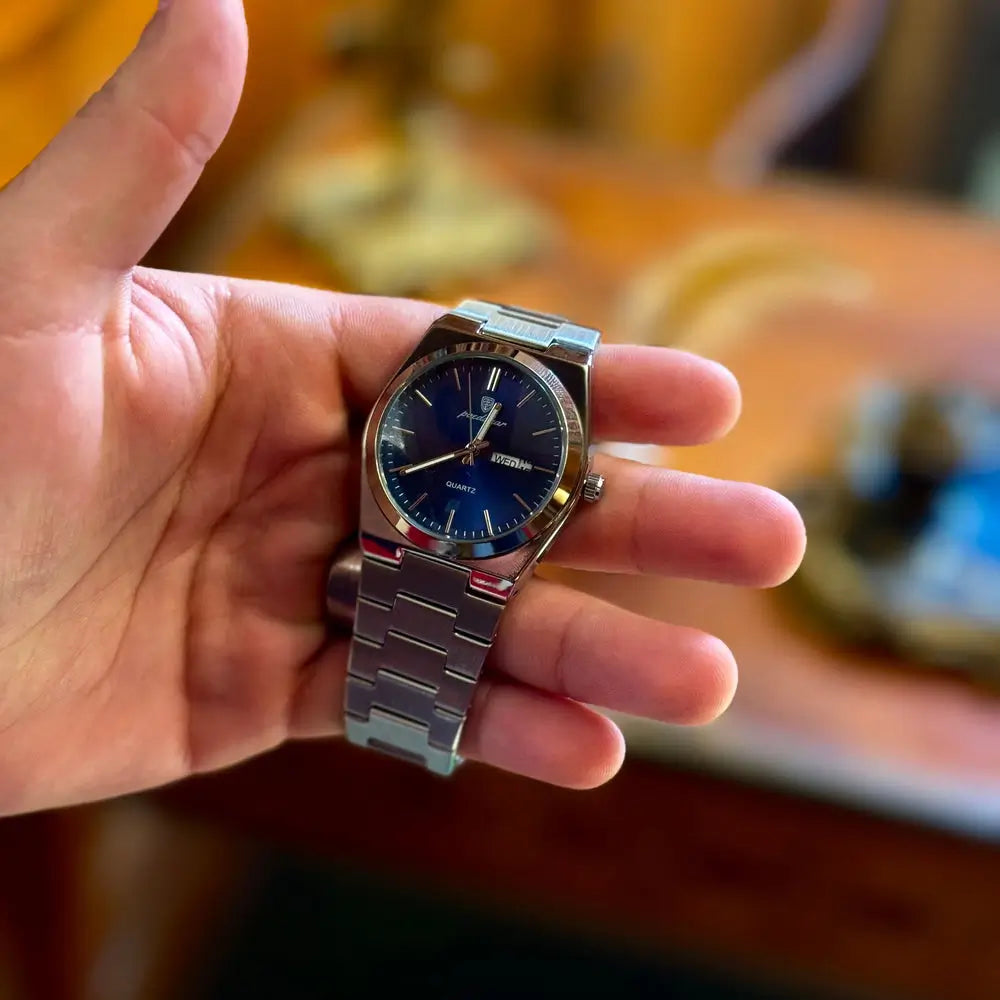 Relógio Quartzo Empire Blue Mostrando o Acabamento 