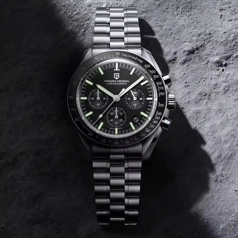 Relógio Quartzo Nexor Black Focando nos detalhes do mostrador e botões 